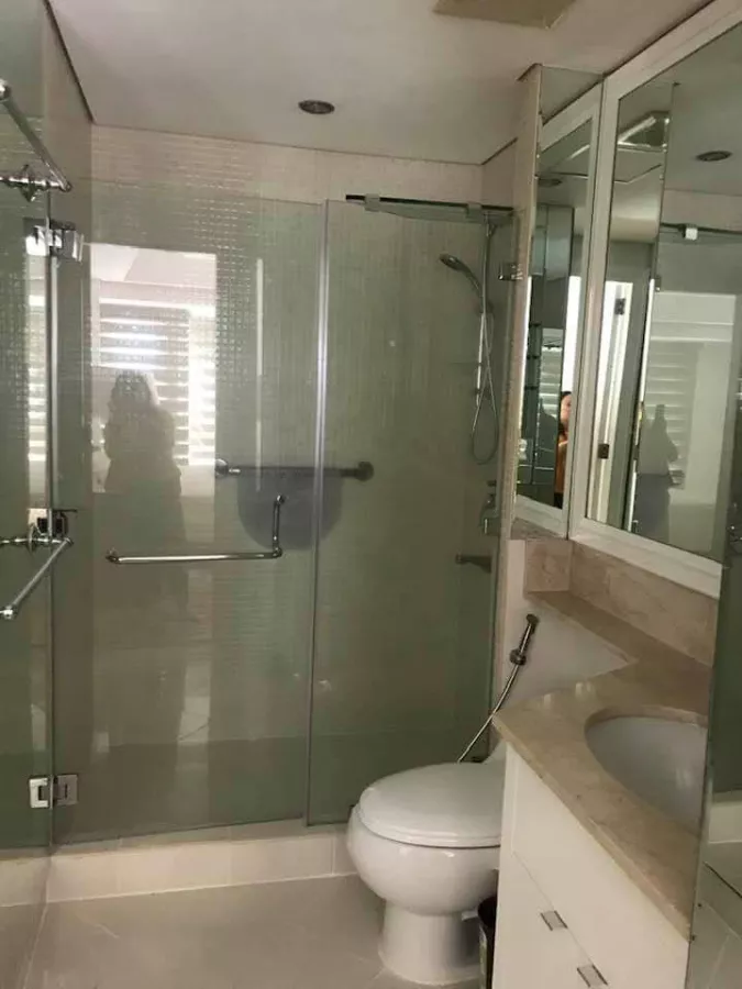 "2 bedroom for rent at Manansala tower, Rockwell, Makati"06