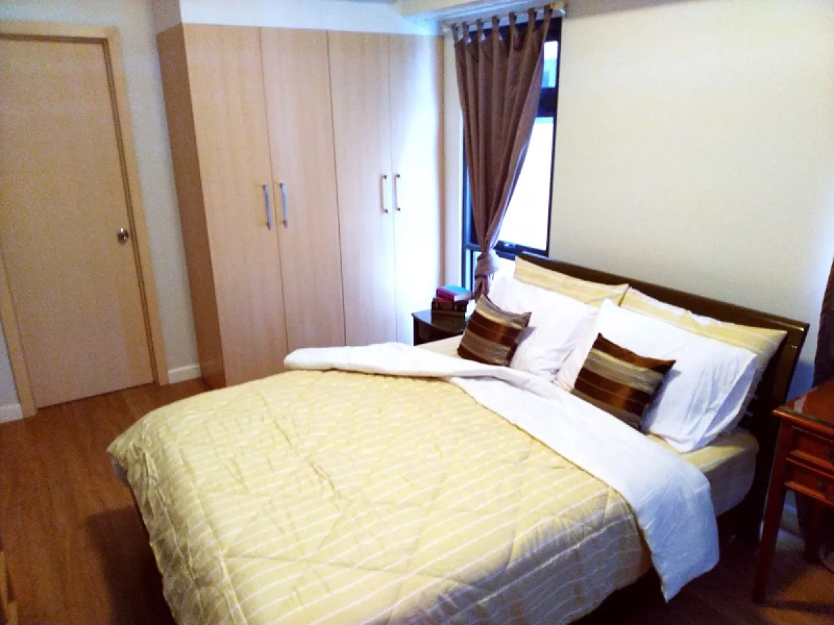 "80 sqm 2 Bedroom Unit for Lease in Oranbo, Pasig City"06