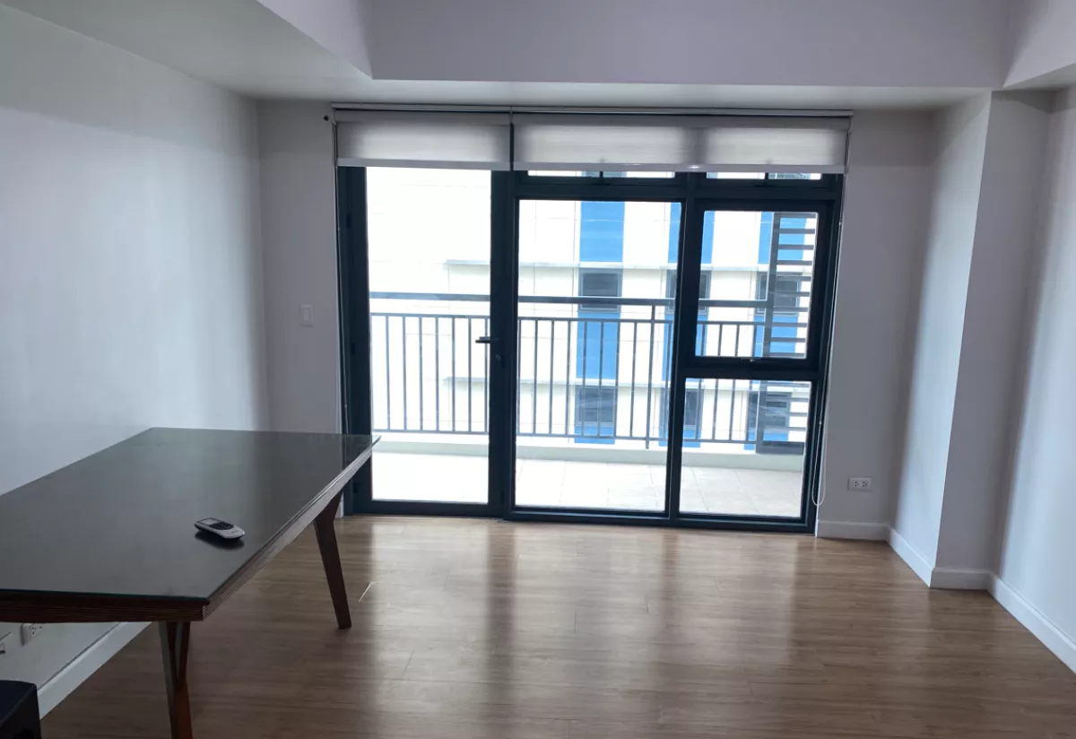 "2 Bedroom for Rent in Solstice, Circuit Makati"03