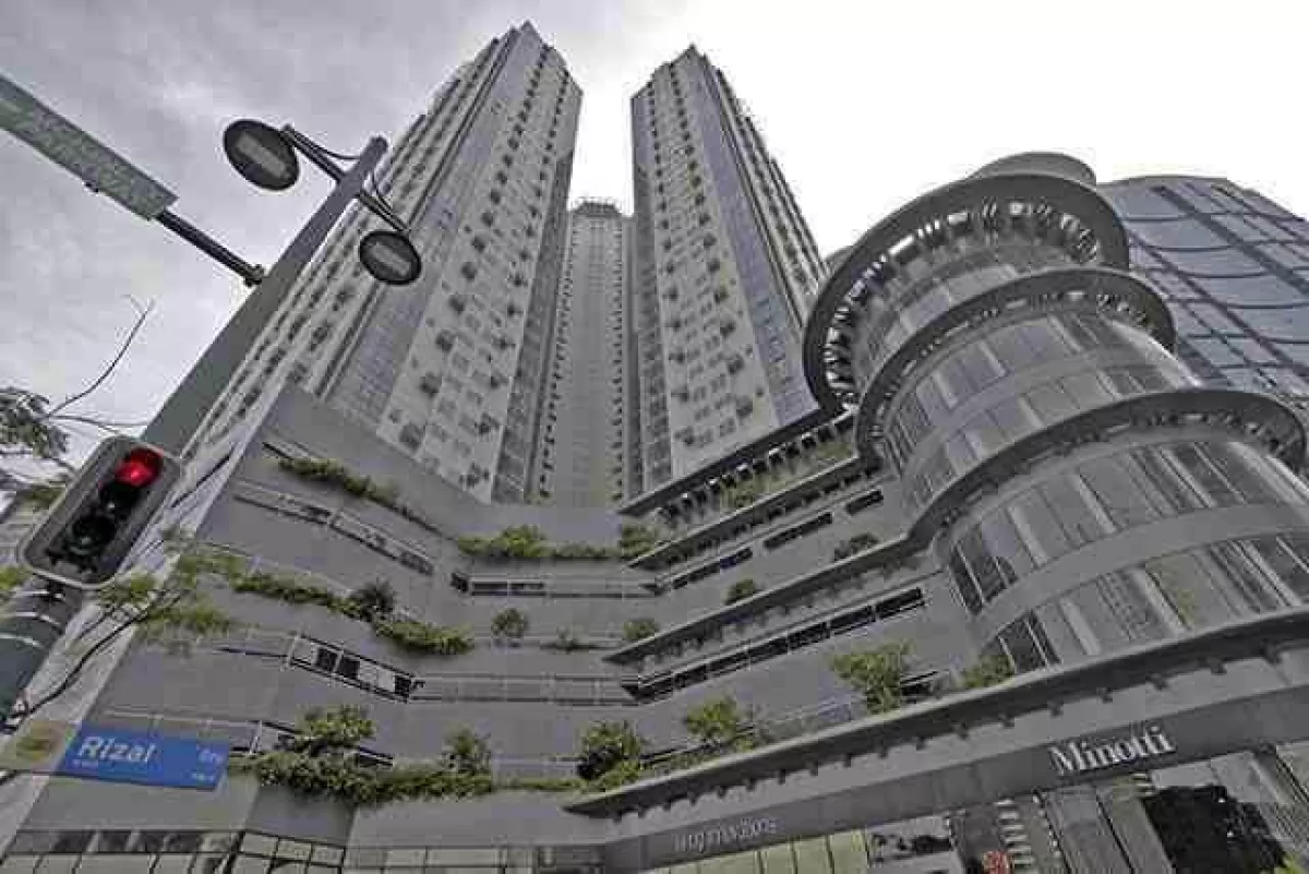 "Affordable Condo Cheapest 2 Bedroom 2 bath at BGC, Taguig City Metro Manila PH"09