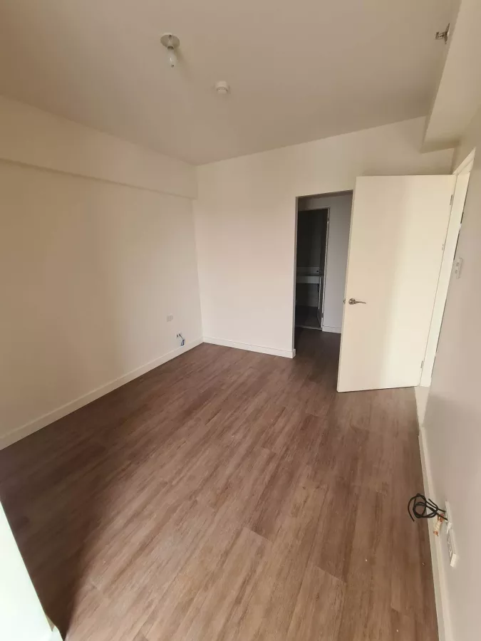 2 bedroom with parking condo for rent in oak harbor residences10