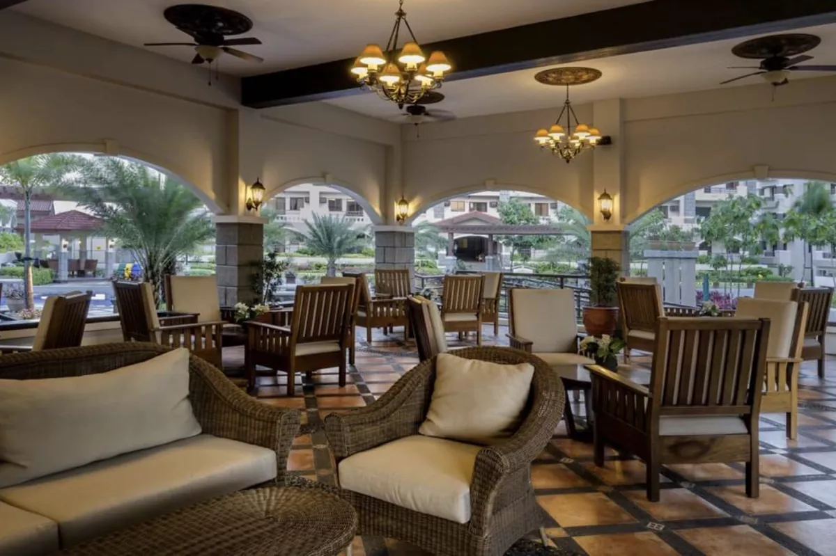 For Rent 2 Bedroom unit with balcony in Las Piñas07