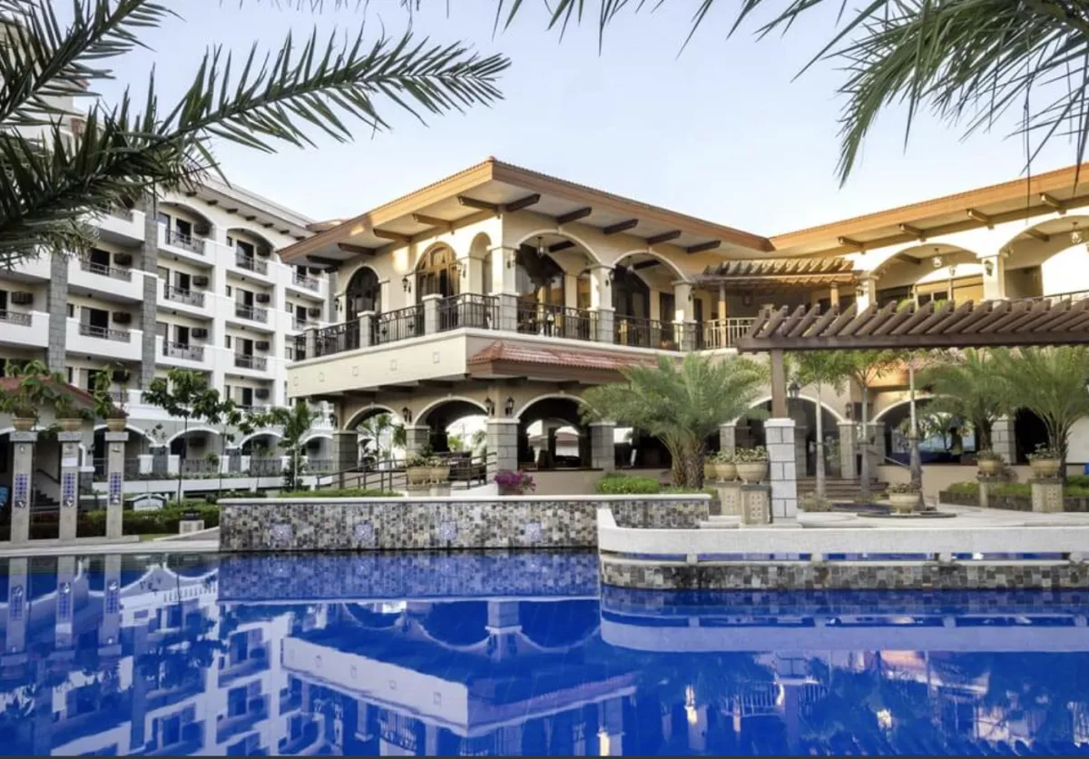 For Rent 2 Bedroom unit with balcony in Las Piñas08