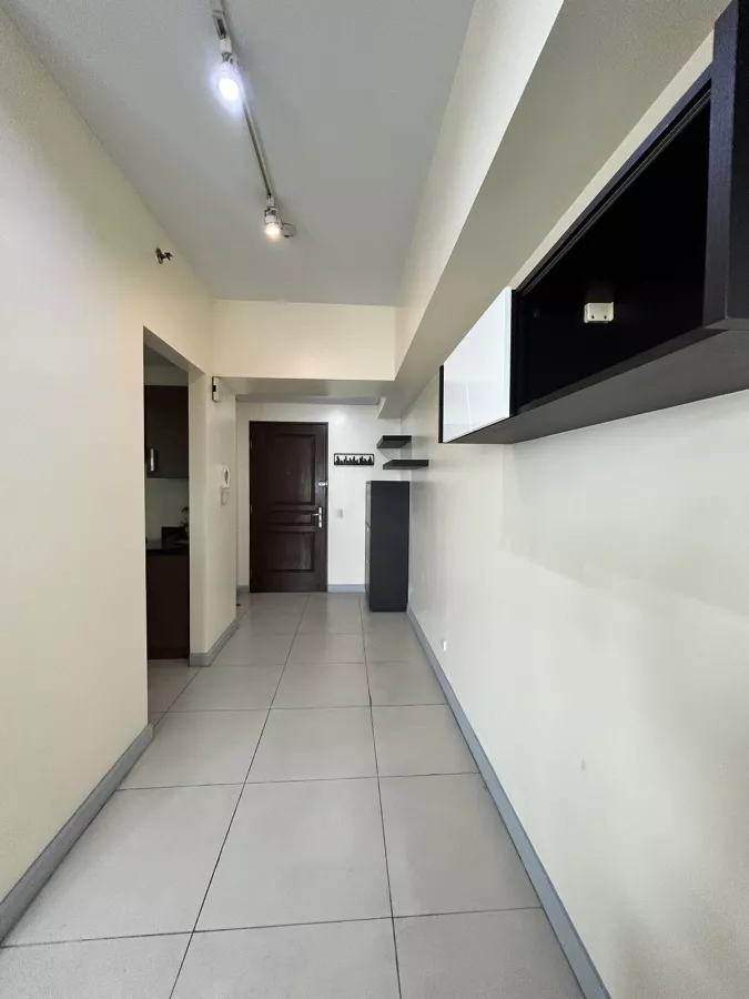 Overlooking 2BR unit in Aston at Two Serendra06