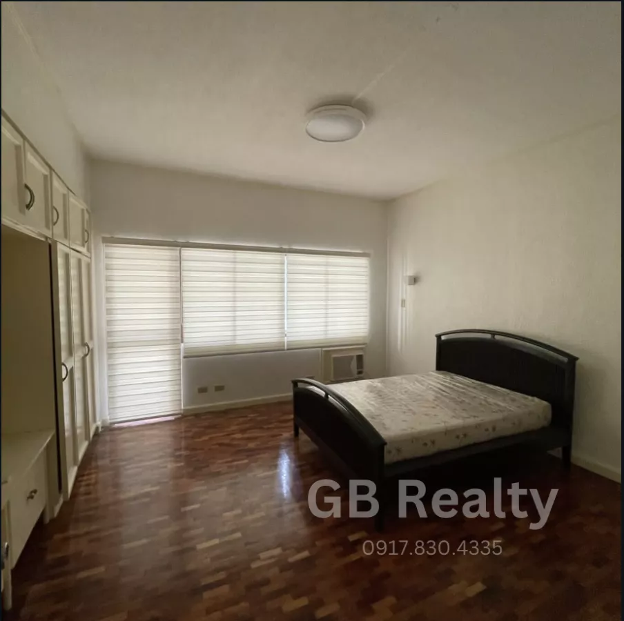 "Le Triomphe, Salcedo Village, Makati 2-Bedroom For Lease"05