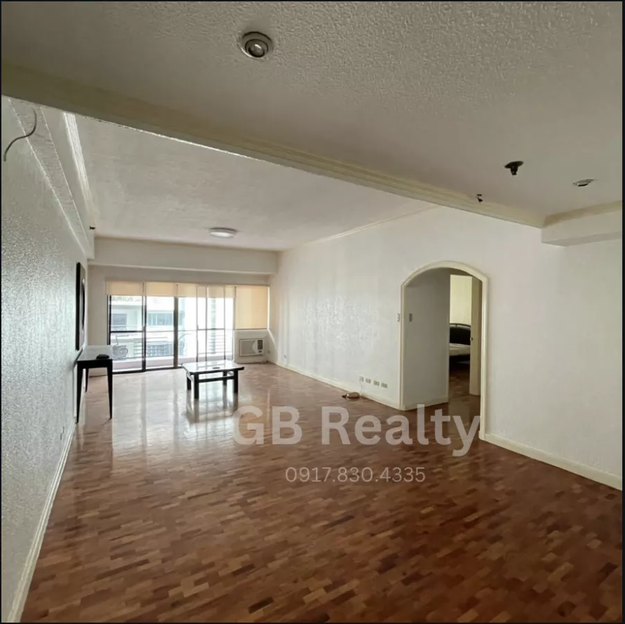 "Le Triomphe, Salcedo Village, Makati 2-Bedroom For Lease"08