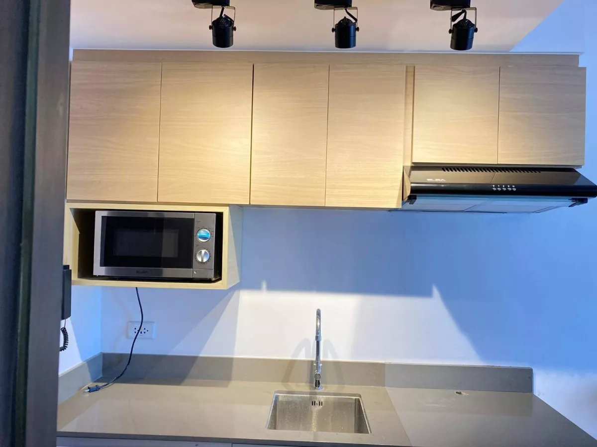 "28sqm 1-Bedroom for Rent at The Rise Ayala Avenue View Only 30K/Month, Makati"05