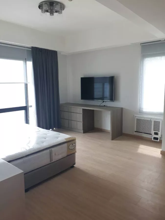 "For Lease Two bedrooms with balcony Nicely Interior with parking, Taguig"10