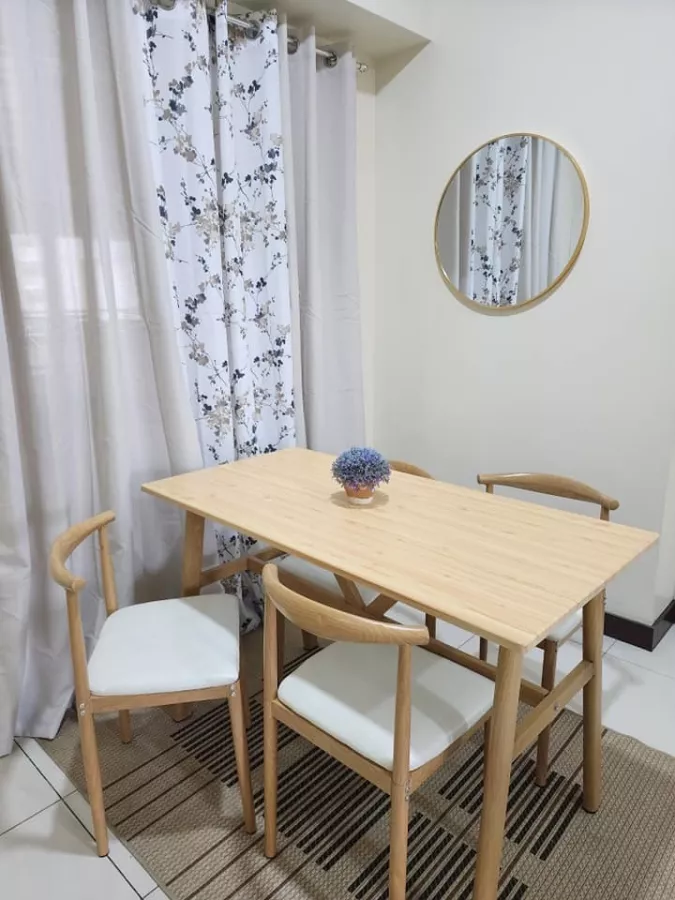 2 Bedroom with balcony in Lumiere Residences for lease at Pasig02