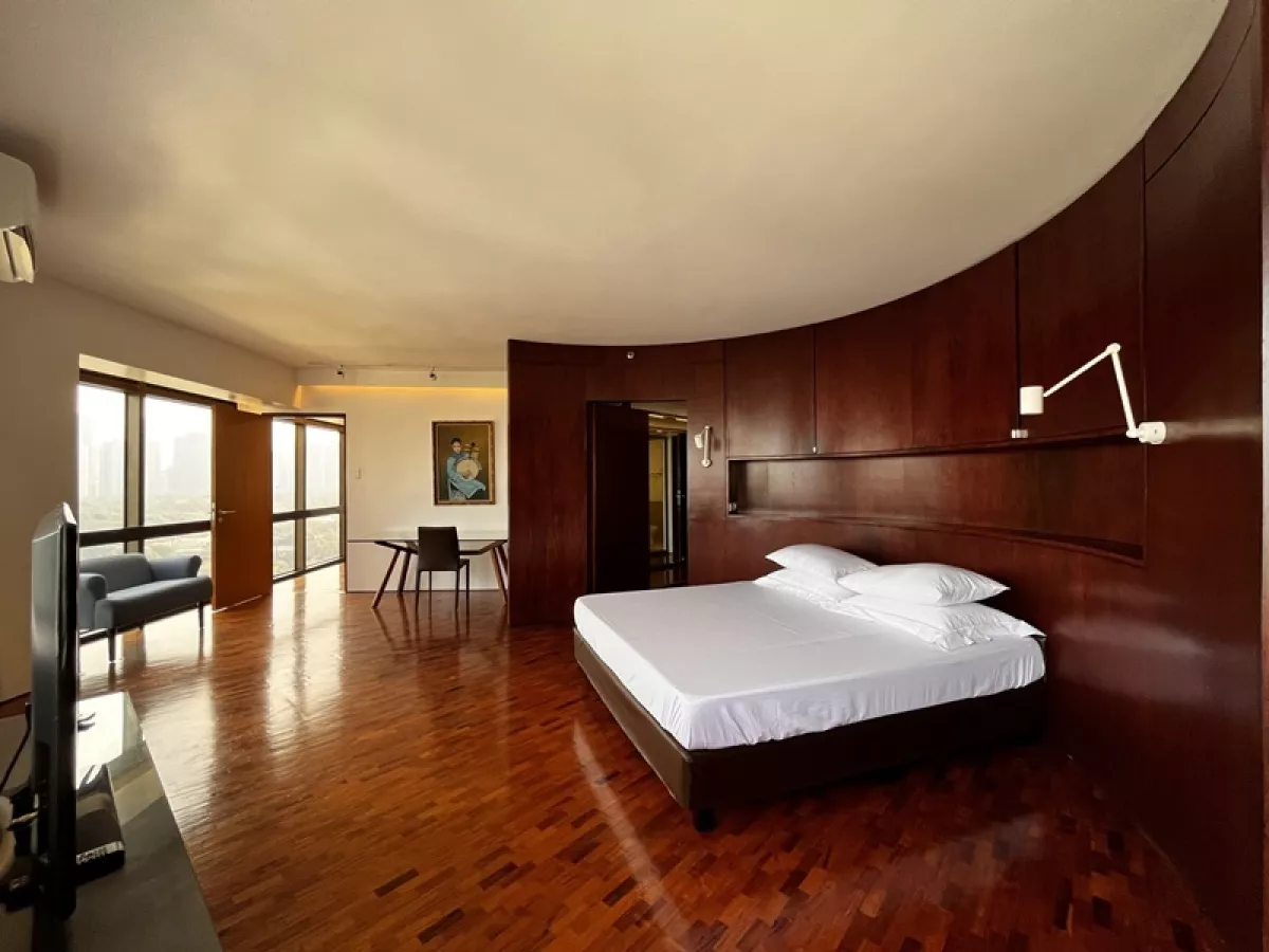 "For Lease: 3 Bedroom with 2 Parking at Ritz Tower, Ayala Avenue, Makati City"08