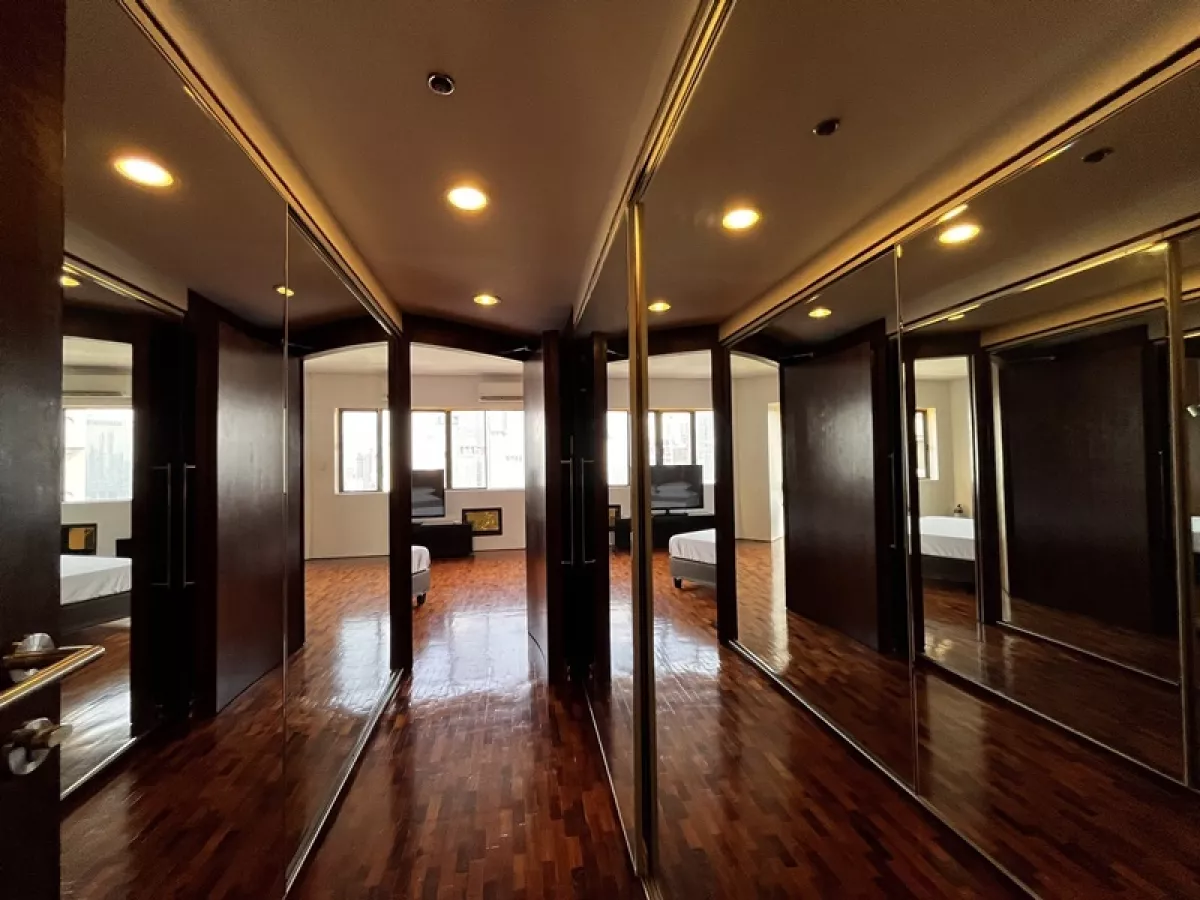 "For Lease: 3 Bedroom with 2 Parking at Ritz Tower, Ayala Avenue, Makati City"10