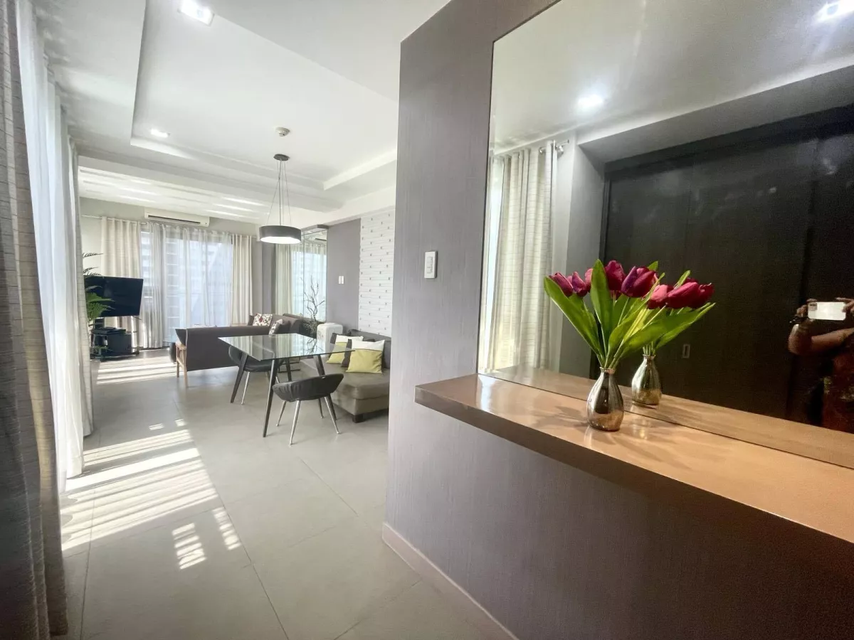 "2 Bedroom Condominium unit at Asia Premier IT Park, Cebu for Rent"04
