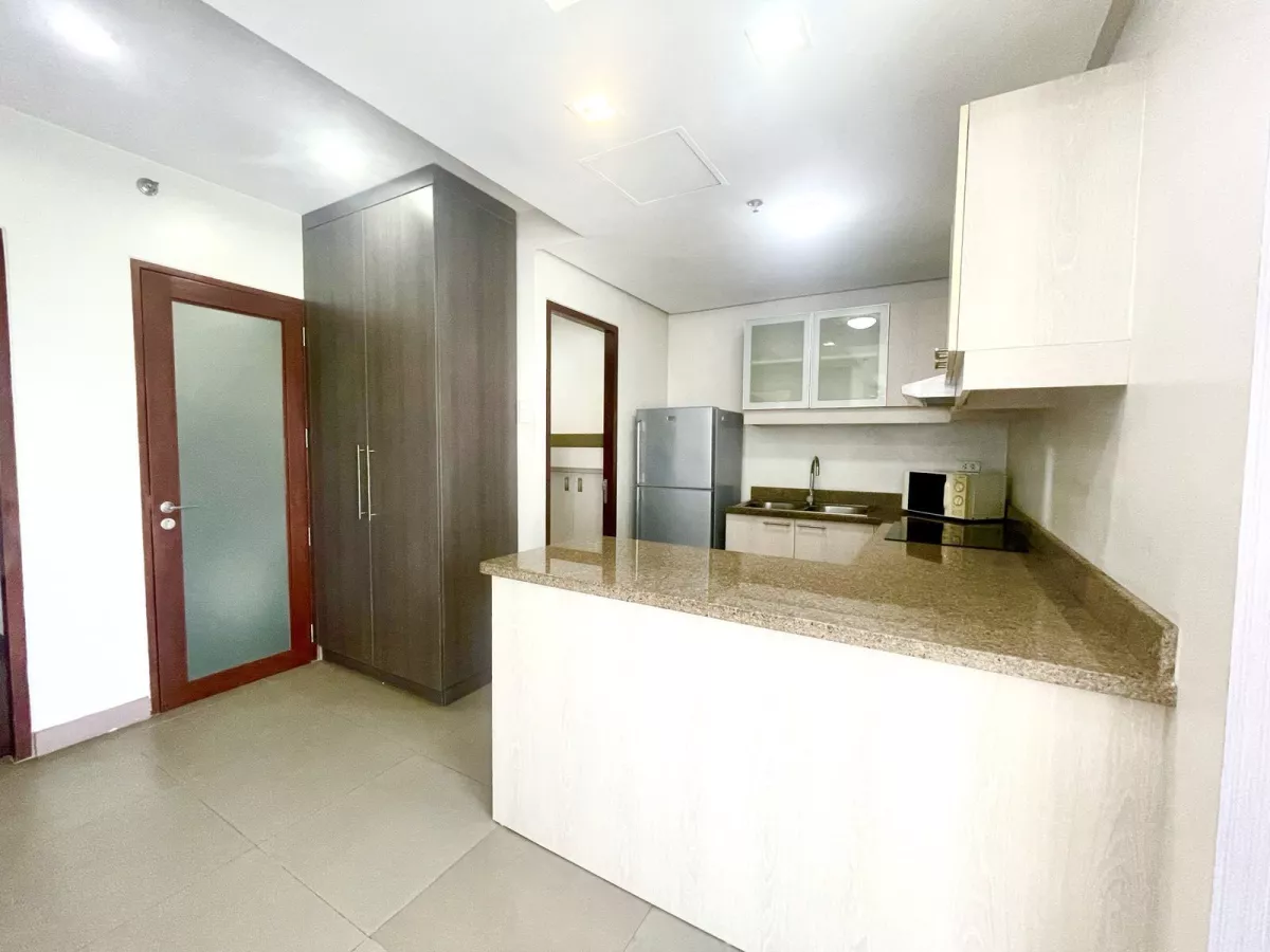 "2 Bedroom Condominium unit at Asia Premier IT Park, Cebu for Rent"05