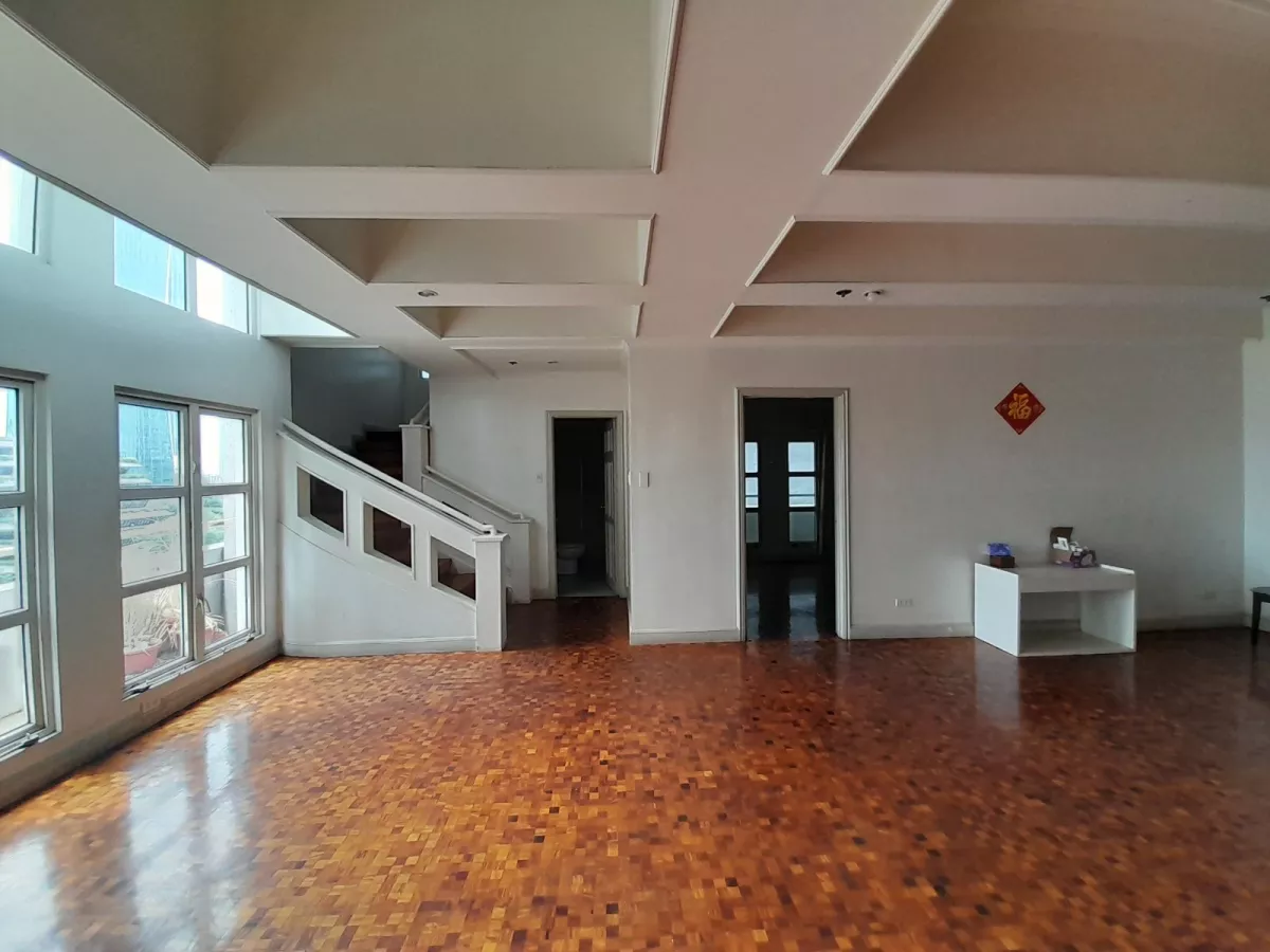 The Crescent 4BR Bi-level Unit for Rent Ortigas Pasig02