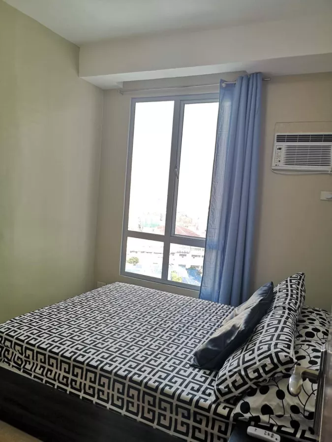 2 Bedrooms Fully Furnished Condominium for Rent facing BGC in Mandaluyong07