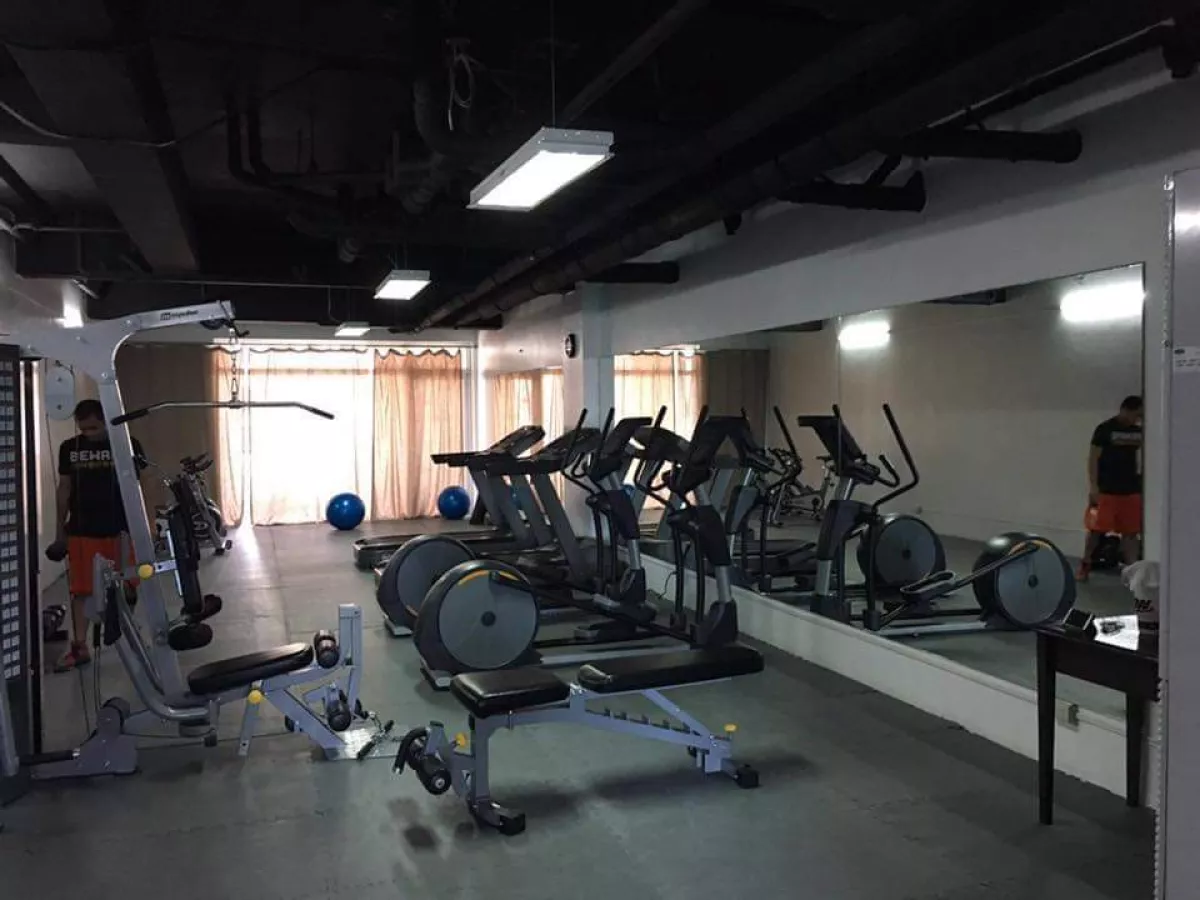 2 Bedrooms Fully Furnished Condominium for Rent facing BGC in Mandaluyong10