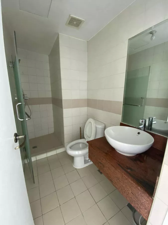 "For Lease Semi furnished 2 Bedroom Unit in Bellagio Tower 2, Taguig City"08