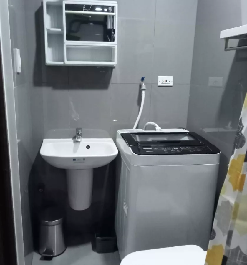 Air Residences Makati 1br with balcony 25sqm 25k Fully furnished06