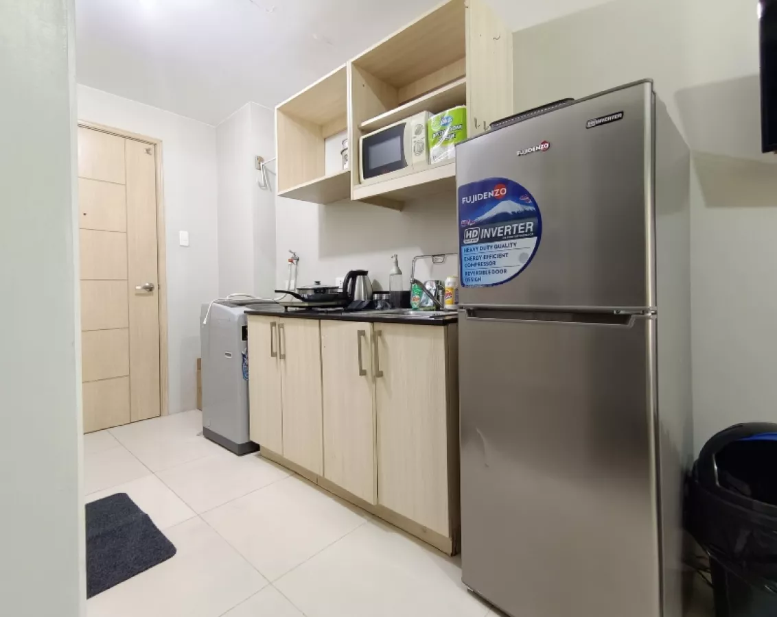 "Studio Condo unit For Rent at Vista Taft, Manila City, Metro Manila"10