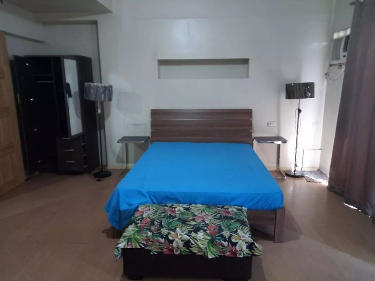 "1 BR unit w/ Parking For Rent at Elizabeth Place, Salcedo Village, Makati City"02