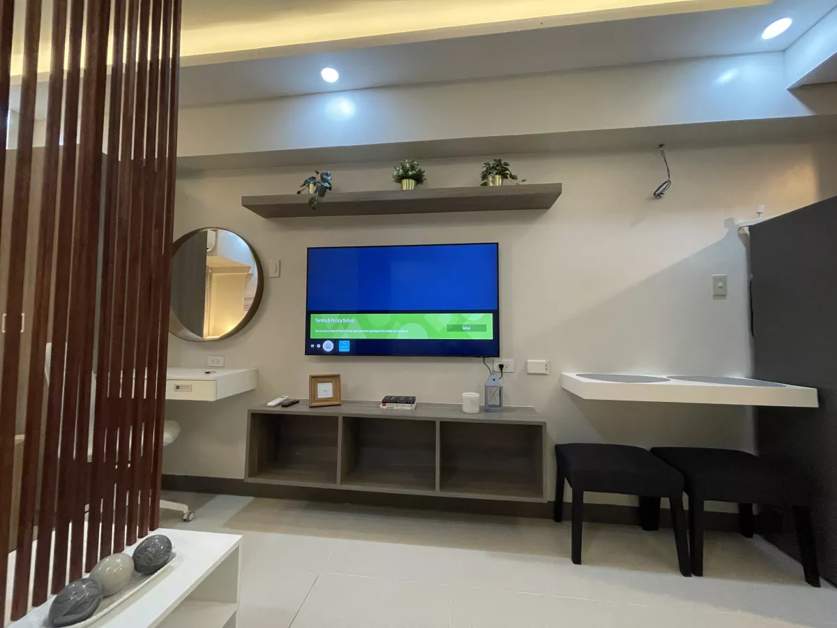 Fully Furnished 1 Bedroom unit For Lease at Coast Residences Facing Manila Bay04