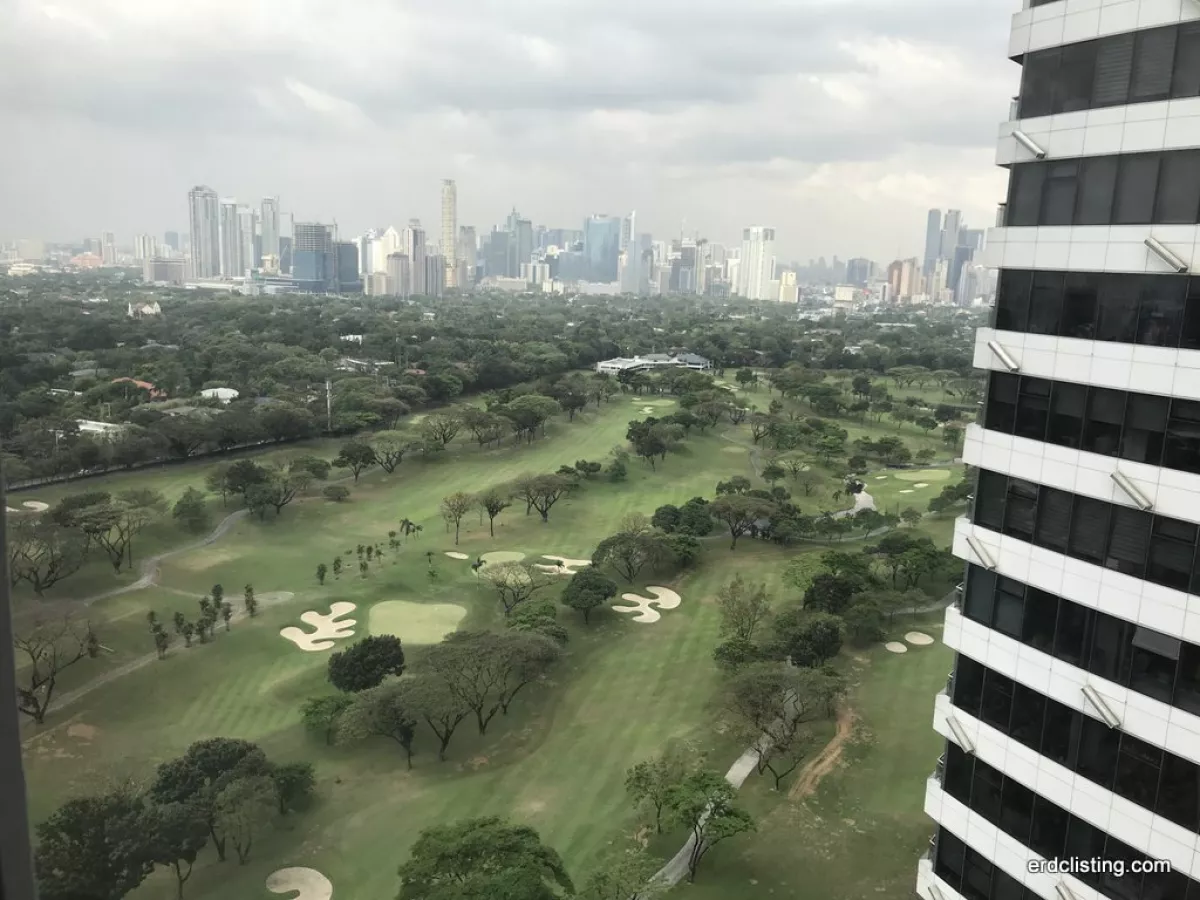 "Fairways Tower BGC 2 bedroom for rent in Fort Bonifacio, Taguig"08