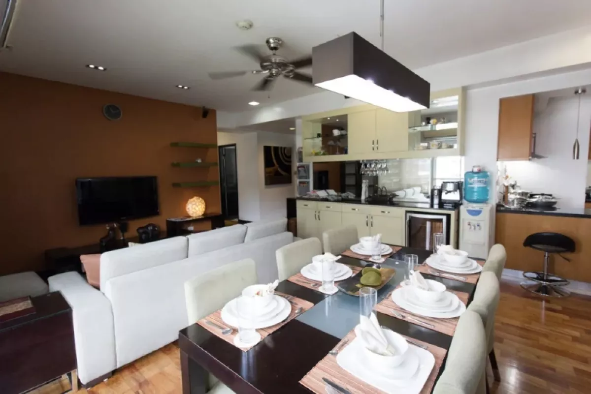 "2BR Condominium unit at One Serendra Mahogany Tower, Taguig"03