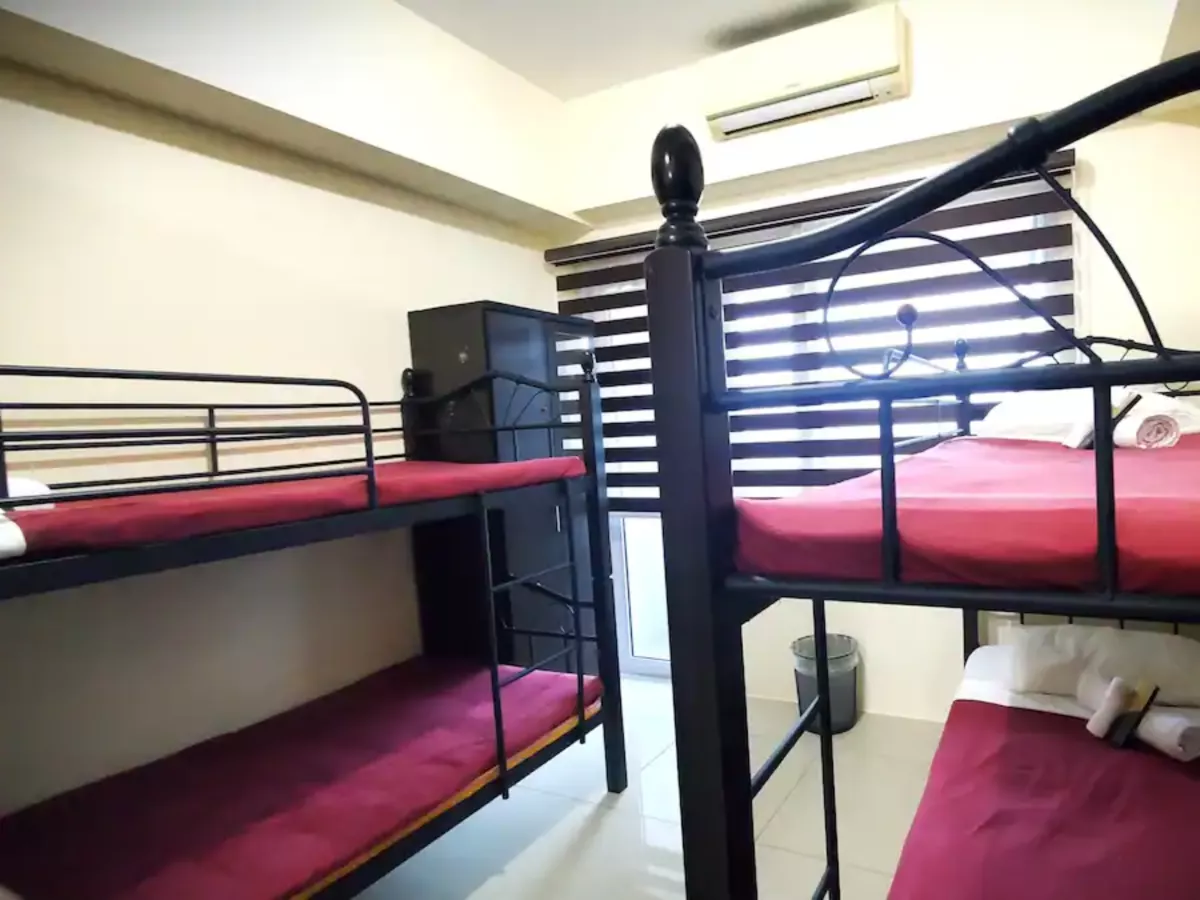 Resort-Style Condo for 4 at Jazz Residences Makati02