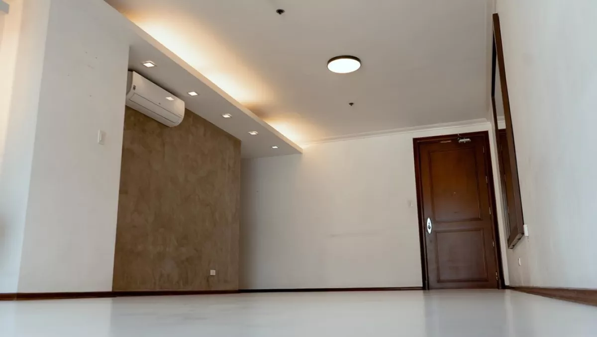 "For Rent 2 bedroom 131 sqm unit in Biltmore Condominium, Legazpi Village, Makati"02