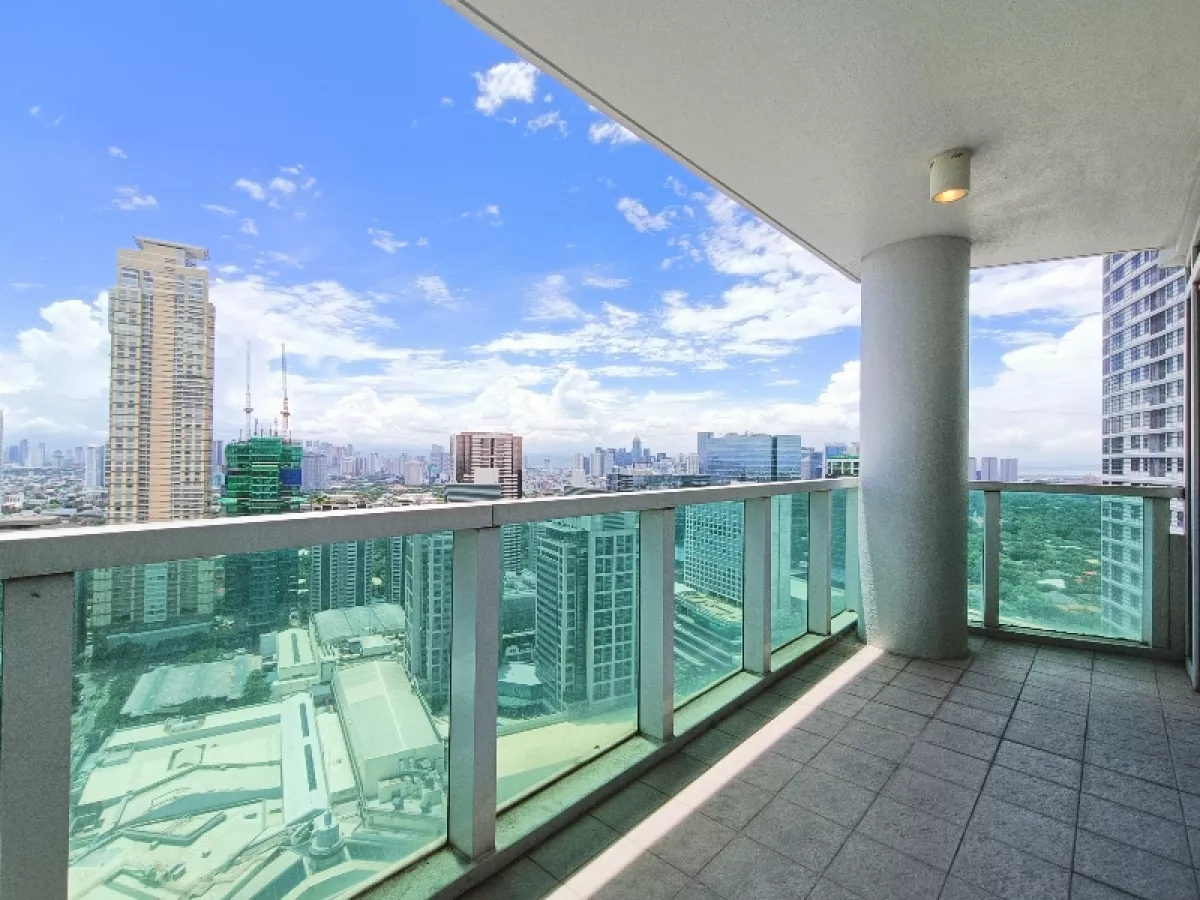"For Lease: 2 Bedroom unit at Park Terraces, Makati City"07