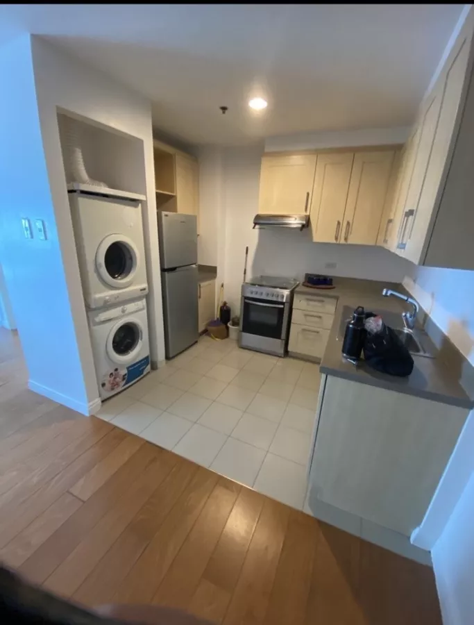 "1 Bedroom Condominium for lease at One Rockwell East, Makati City"06