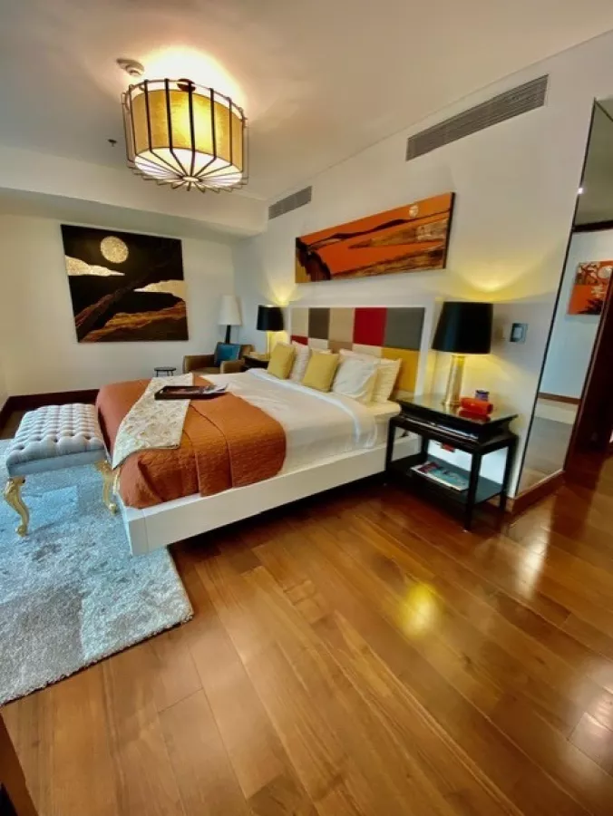 "Rush 3BR Two Roxas Triangle: 304m2, FF, Interiored, 3 Parking, P415,000/mo."07