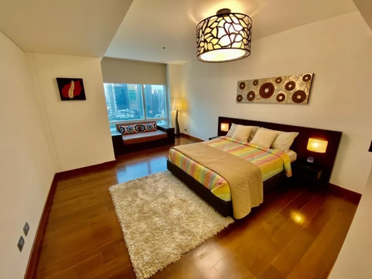 "Rush 3BR Two Roxas Triangle: 304m2, FF, Interiored, 3 Parking, P415,000/mo."10