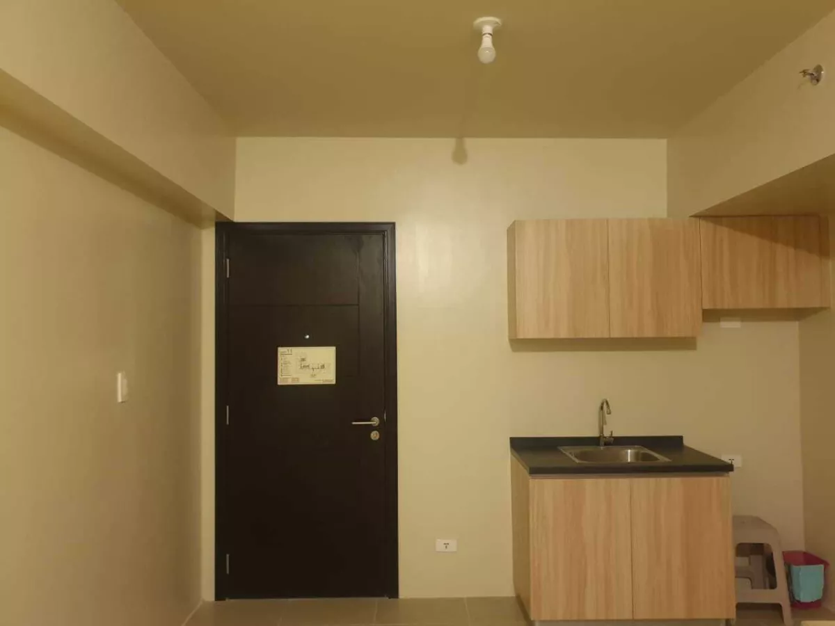 FOR LEASE: 1BR in Avida Towers Turf BGC (with Parking)04