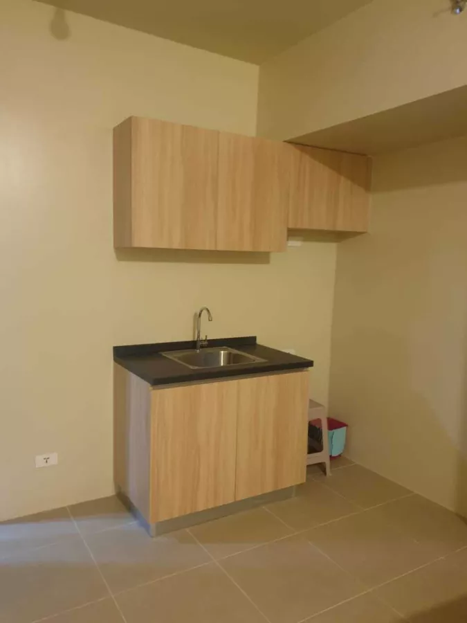 FOR LEASE: 1BR in Avida Towers Turf BGC (with Parking)06