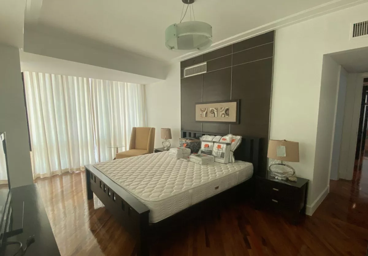 "Newly Refurbished Amorsolo (Rockwell) 2-Bedroom Unit For Lease, Makati City"03
