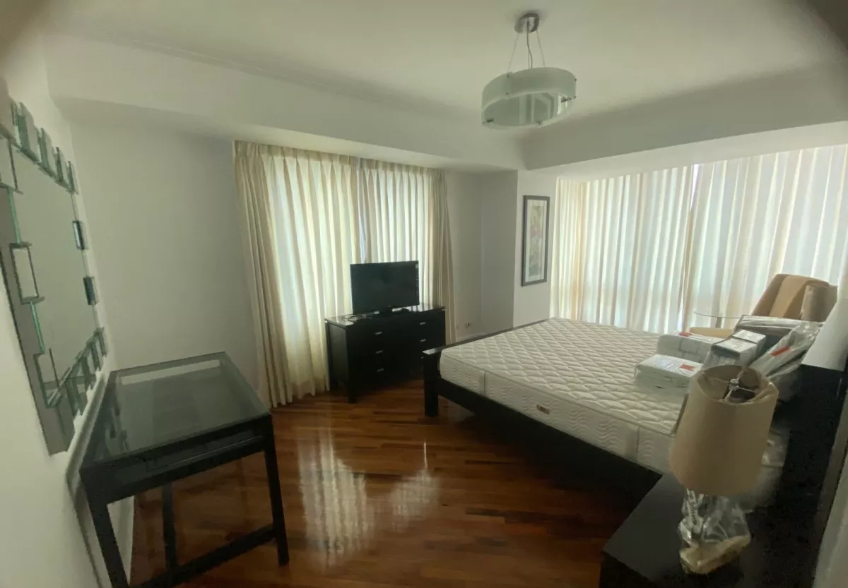 "Newly Refurbished Amorsolo (Rockwell) 2-Bedroom Unit For Lease, Makati City"04
