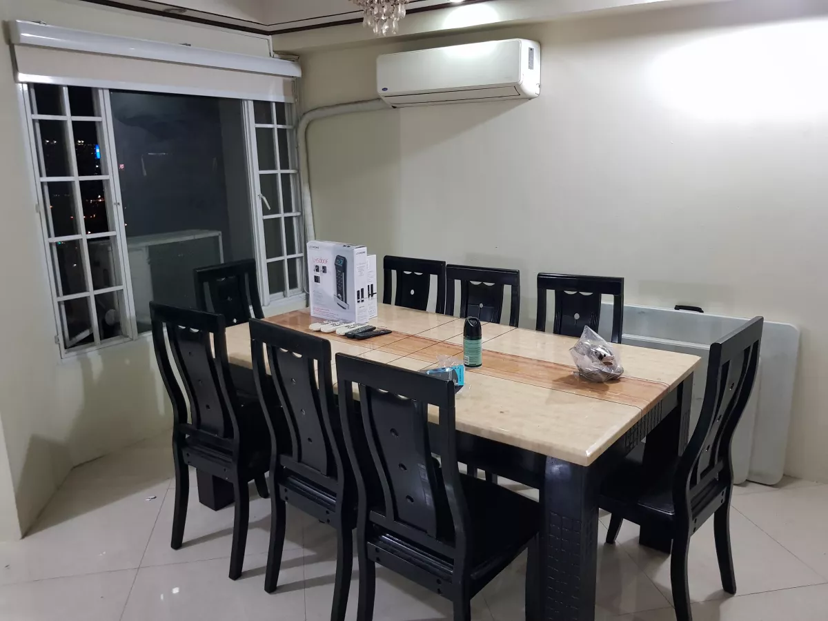 Penthouse in Makati for Lease at The Kingswood Condominium02