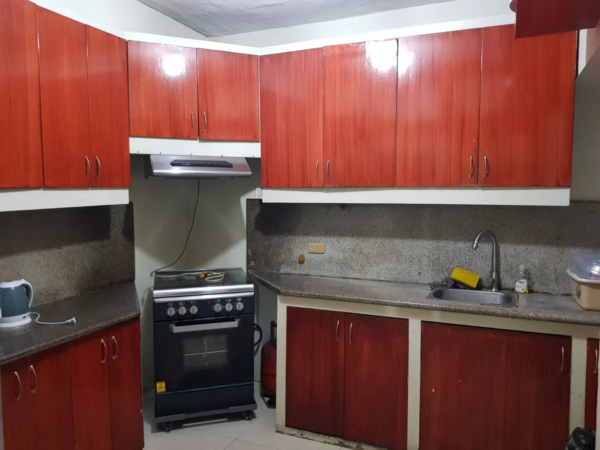 Penthouse in Makati for Lease at The Kingswood Condominium06