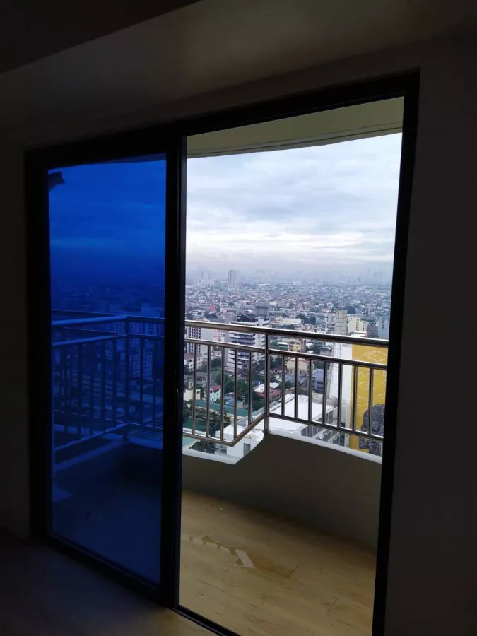 Studio Deluxe For Rent Near La Salle02