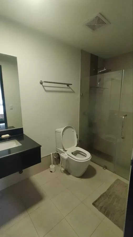 Two Serendra condo for rent 1 bedroom Fully Furnished BGC Condo08