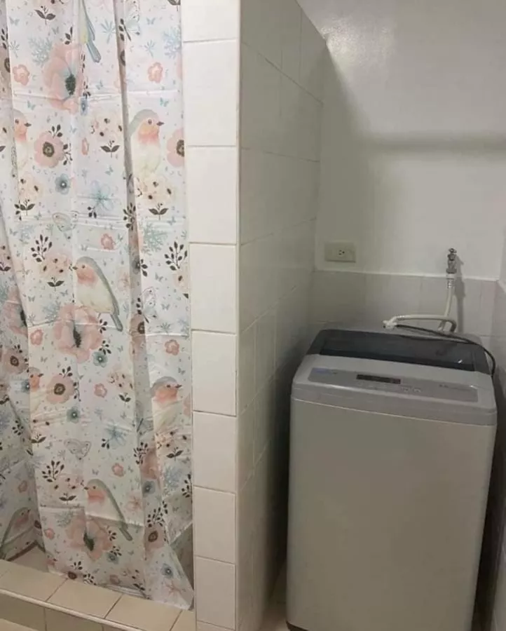 For Rent 1 Bedroom at Columns Makati in Front of RCBC 40k Monthly with Parking05