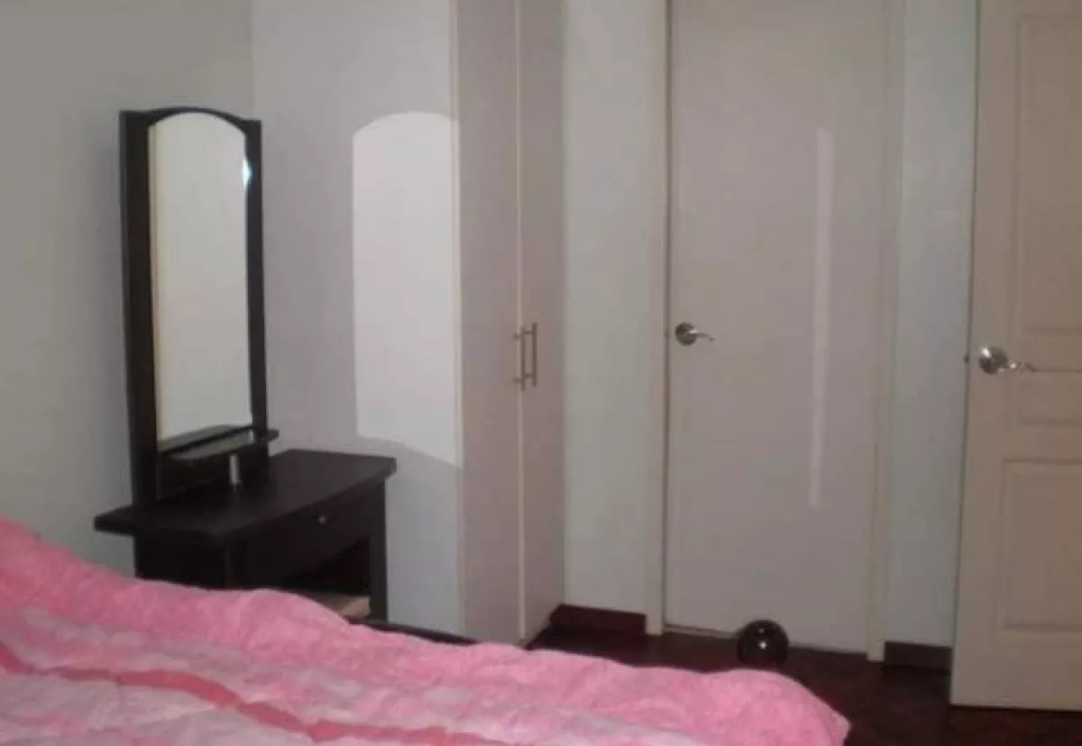 For Rent 1 Bedroom at Columns Makati in Front of RCBC 40k Monthly with Parking07