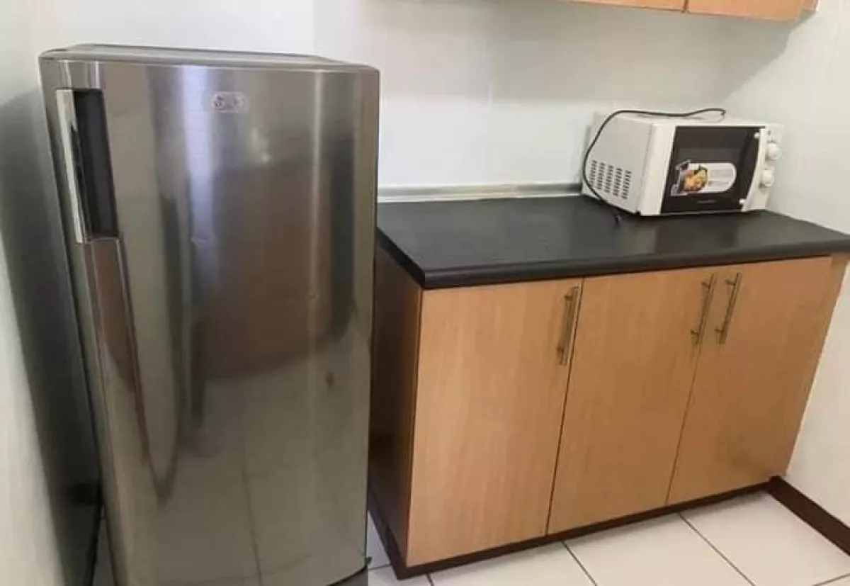 For Rent 1 Bedroom at Columns Makati in Front of RCBC 40k Monthly with Parking08