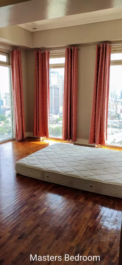"Salcedo Park: 4BR For Rent, 224 sqm, Facing Salcedo Park, with AC, 2Prkg, P110K"08