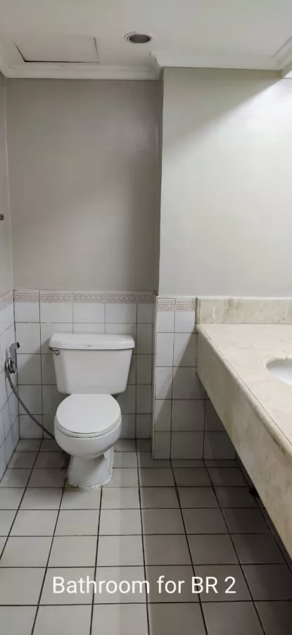 "Salcedo Park: 4BR For Rent, 224 sqm, Facing Salcedo Park, with AC, 2Prkg, P110K"09