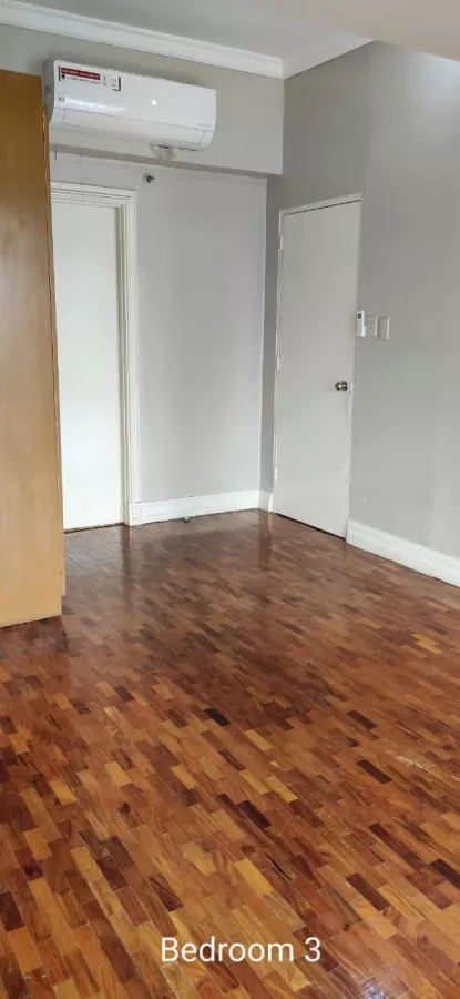 "Salcedo Park: 4BR For Rent, 224 sqm, Facing Salcedo Park, with AC, 2Prkg, P110K"10