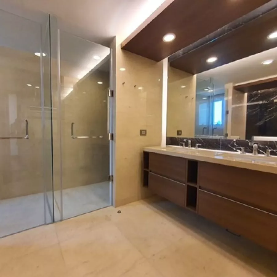 "For Rent 3 Bedroom Unit in Two Roxas Triangle at Urdaneta, Makati"07