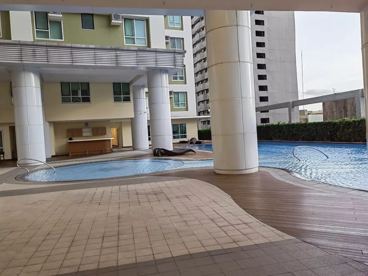Fully Furnished 1 Bedroom Unit For Rent at The Grand Midori Makati08