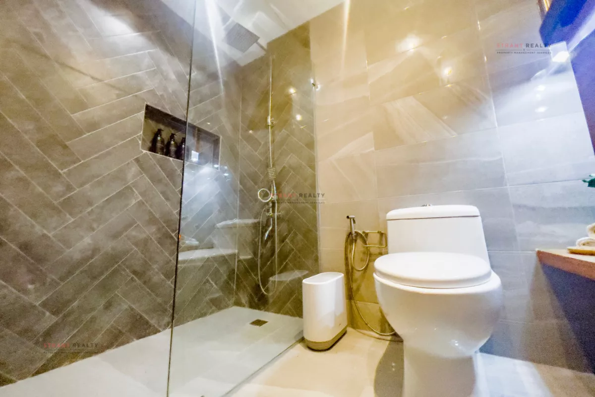 For Rent 3 Bedroom Unit in Cebu Business Park Ayala Rustans Avalon Condominium07